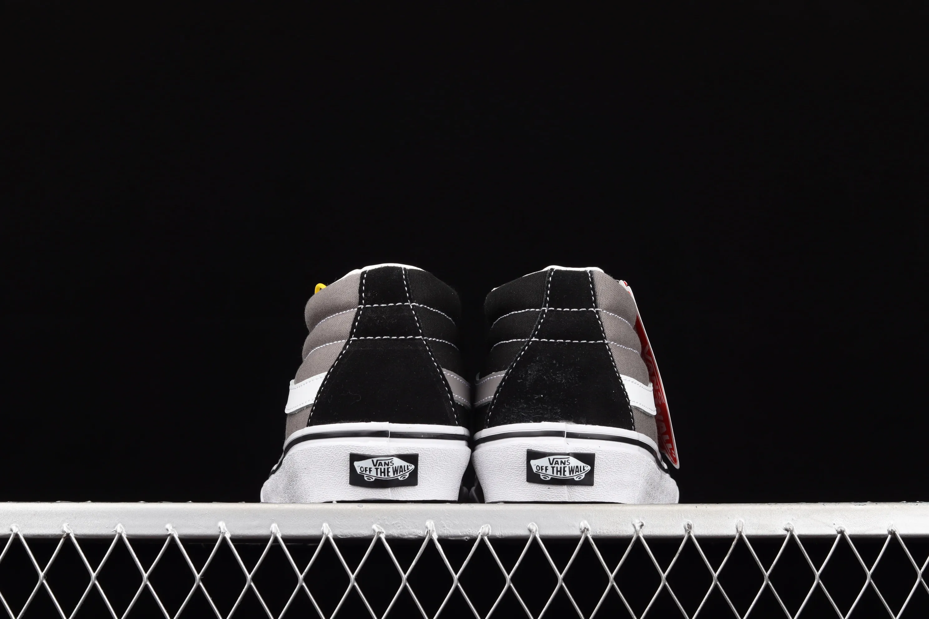 All categories Vans Vans series Vans Mid Vans China Vans Sk8-Mid Vans color matching elements retro mid-top casual sneakers VN0A3WM32PD